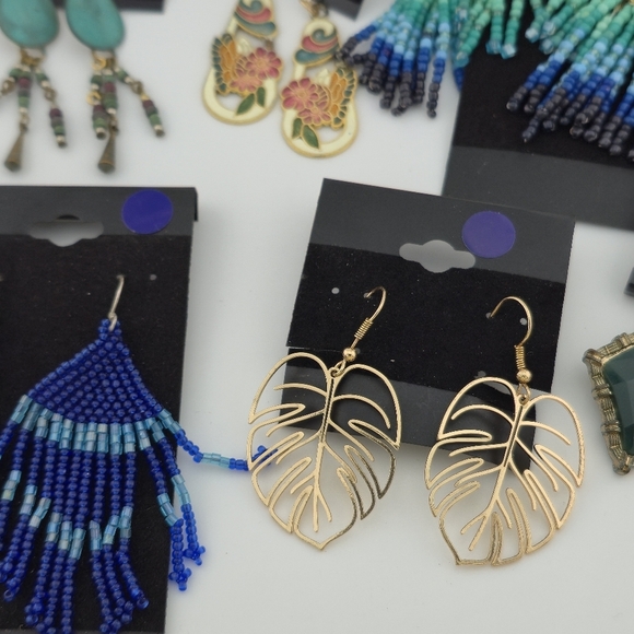 7 Pair Earring Bundle | Boho Beaded, Leaf, Statement & Dangle Earrings NWT - Picture 6 of 9
